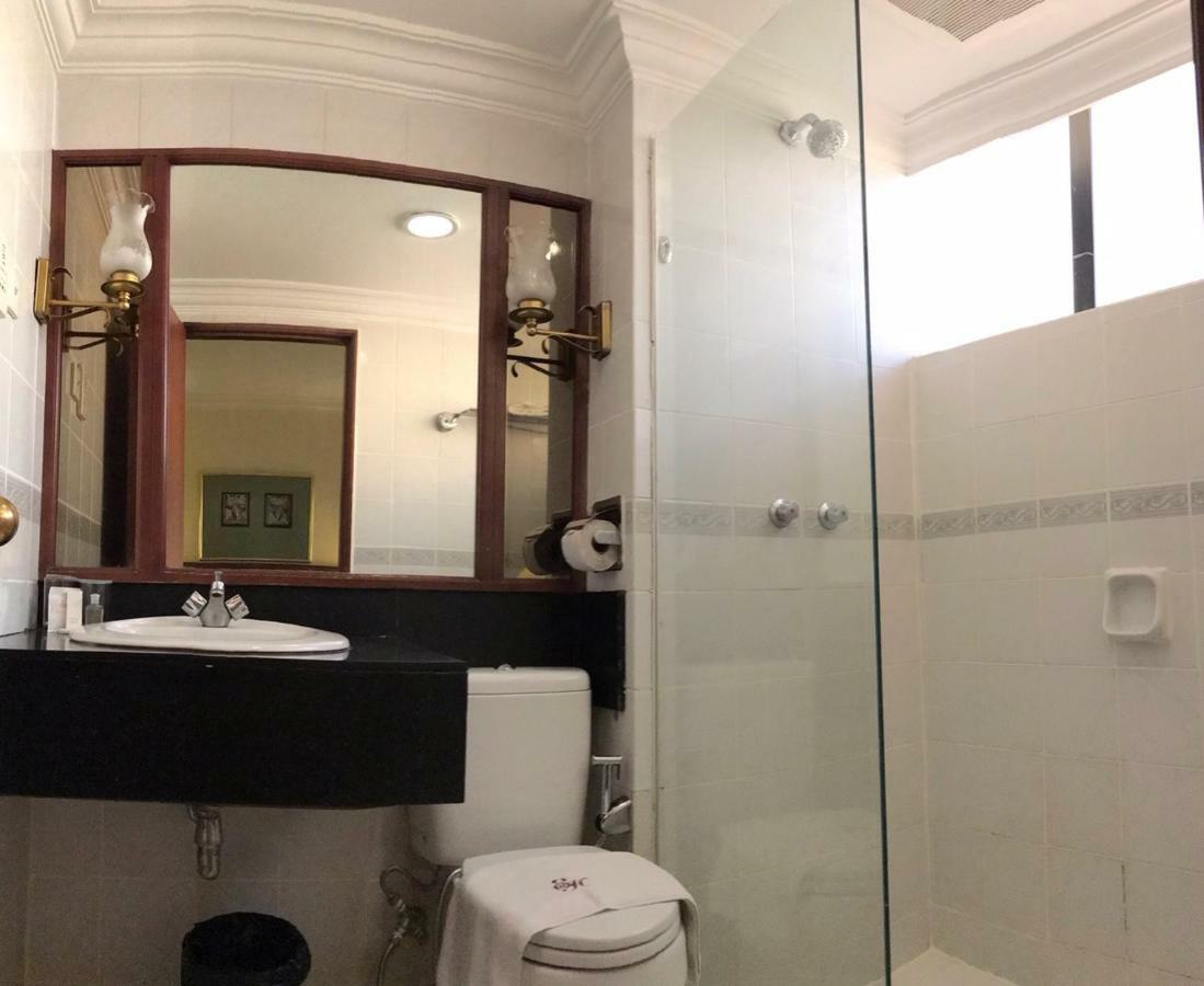 ดิ เอ็กเซกคิวทีฟ โฮเต็ล Hotel ลาฮัดดาตู ภายนอก รูปภาพ